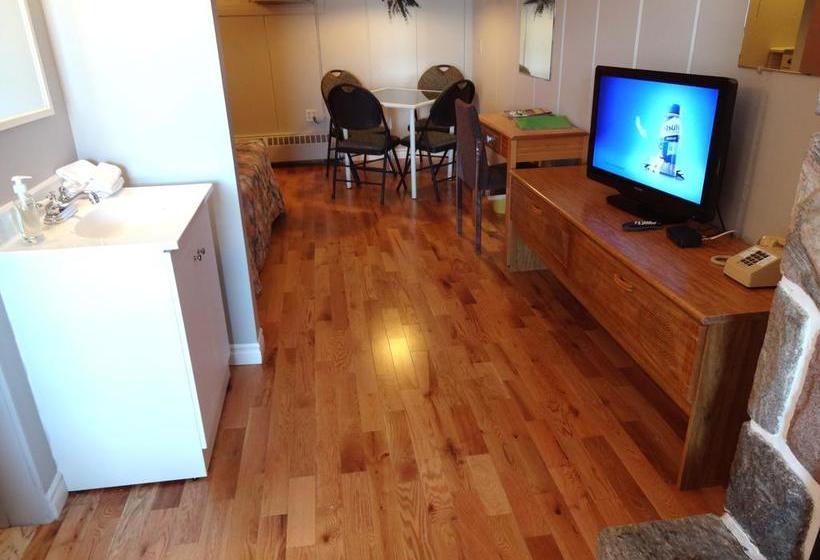 Motel Tremblant | Mont Tremblant | Quebec | Canada 2