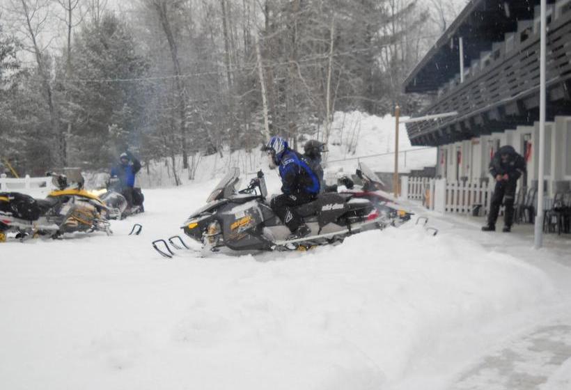 Lakeview Motel | Haliburton | Ontario | Canada 13