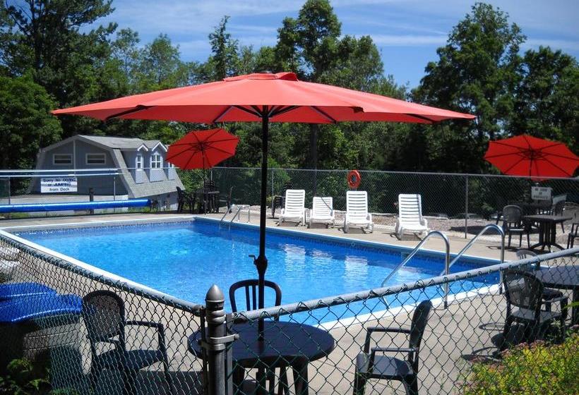 Lakeview Motel | Haliburton | Ontario | Canada 3