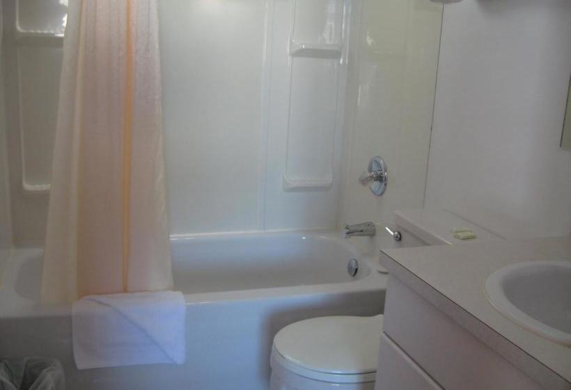 Pals Motel And Rv Park | Medicine Hat | Alberta | Canada 20