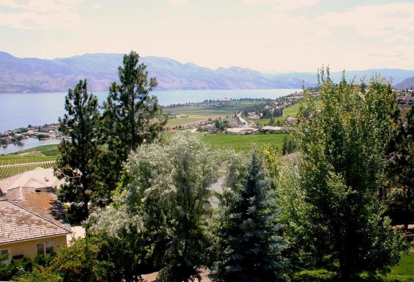 Quails Quest Bed & Breakfast | West Kelowna | British Columbia | Canada 8