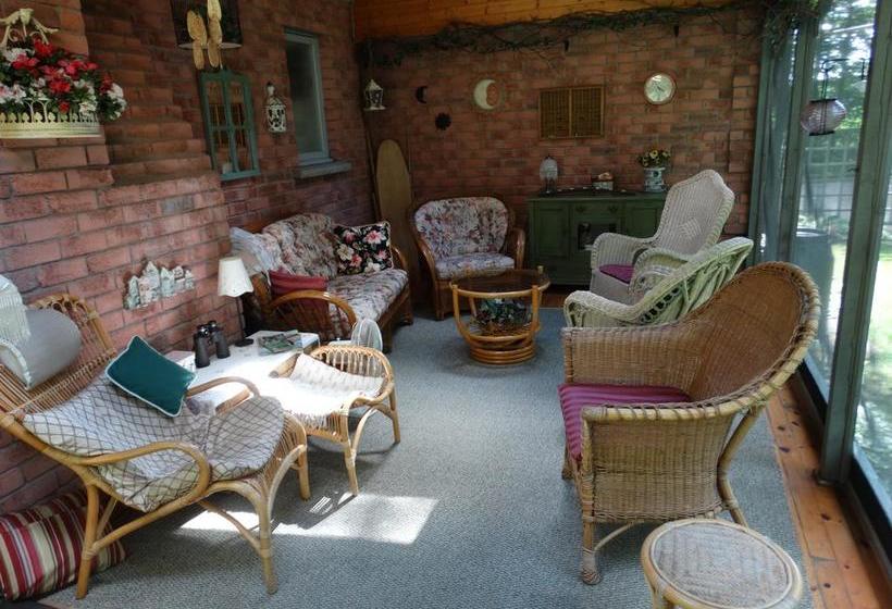 Tranquil Moments Bed & Breakfast | Delhi | Ontario | Canada 17