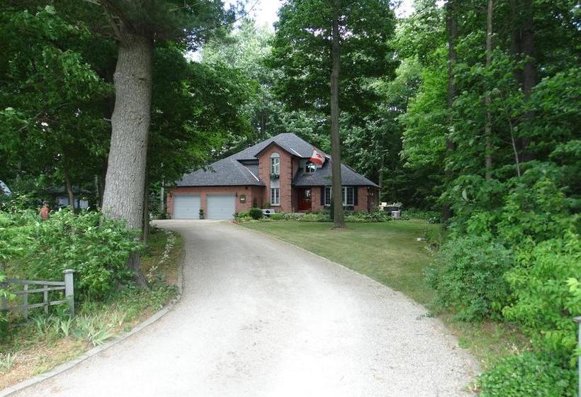 Tranquil Moments Bed & Breakfast | Delhi | Ontario | Canada 20