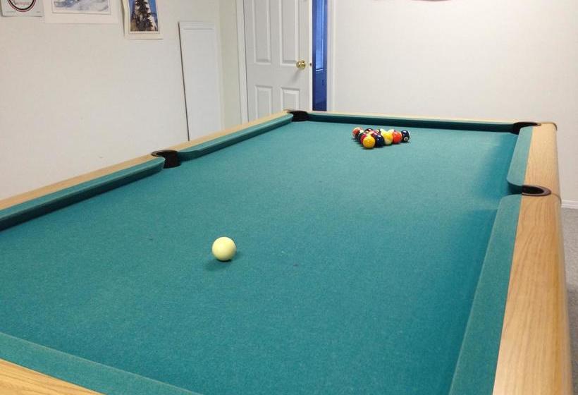 B&b On Signal Hill | Calgary | Alberta | Canada 12