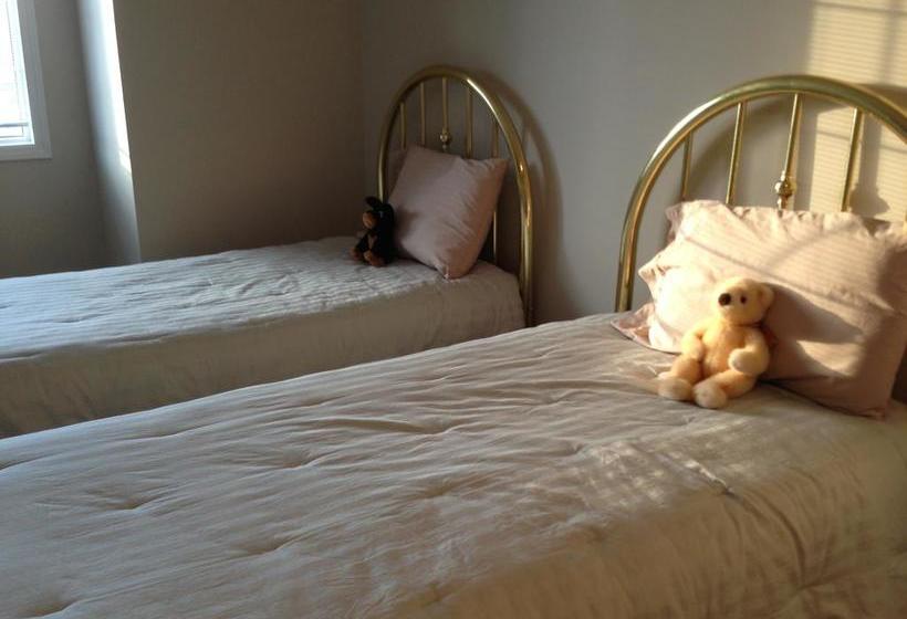 B&b On Signal Hill | Calgary | Alberta | Canada 9