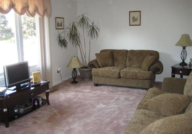 A Pillow And Toast B&b | Niagara on the Lake | Ontario | Canada 1