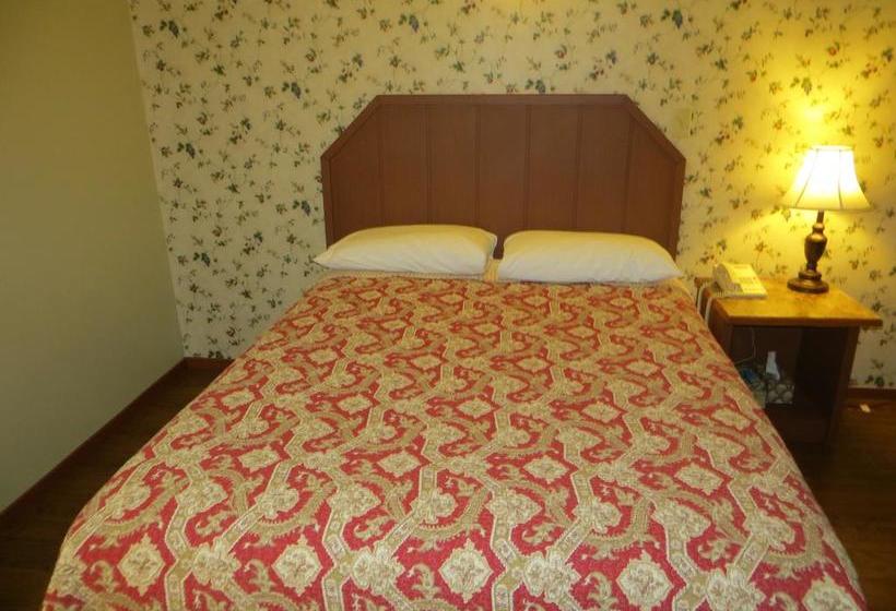 Hotel Queen Bee | Winnipeg | Manitoba | Canada 11