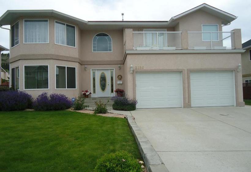 Swisshouse Bed & Breakfast Columbia Británica