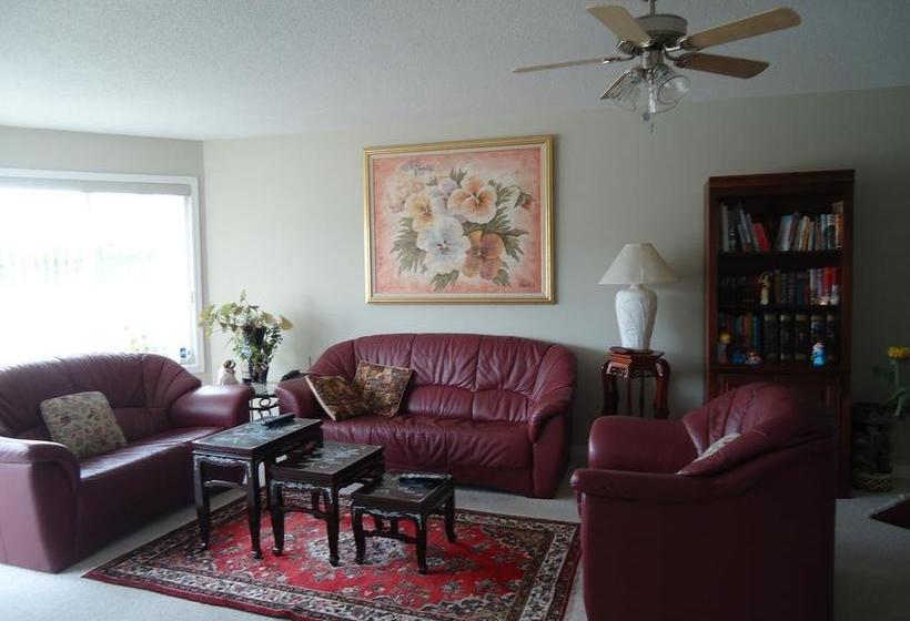 Swisshouse Bed & Breakfast | Penticton | British Columbia | Canada 2