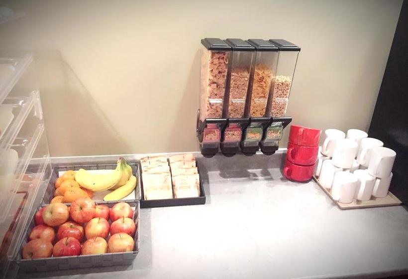 Motel Ace Inn | Fort McMurray | Alberta | Canada 7