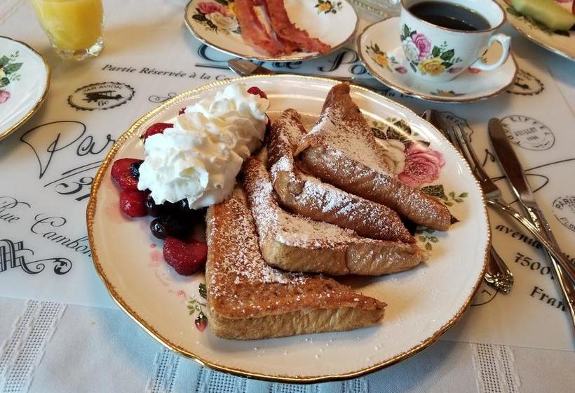 House Victoria Bed & Breakfast | Penticton | British Columbia | Canada 1