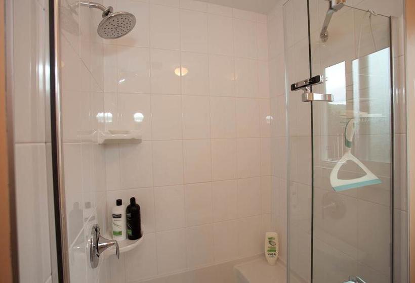 House Victoria Bed & Breakfast | Penticton | British Columbia | Canada 10