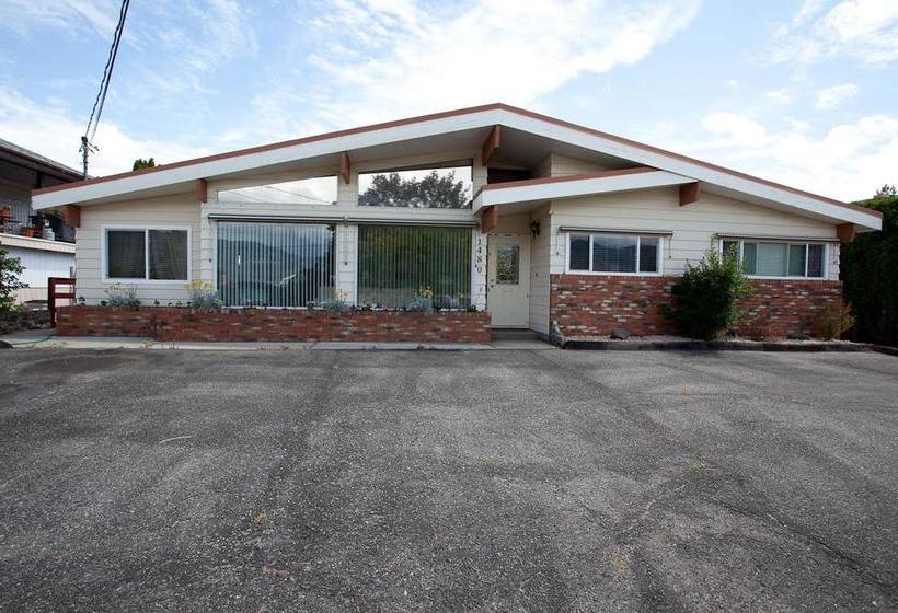 House Victoria Bed & Breakfast | Penticton | British Columbia | Canada 11