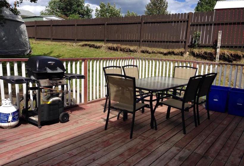 Hd View Bed And Breakfast | Grande Cache | Alberta | Canada 4