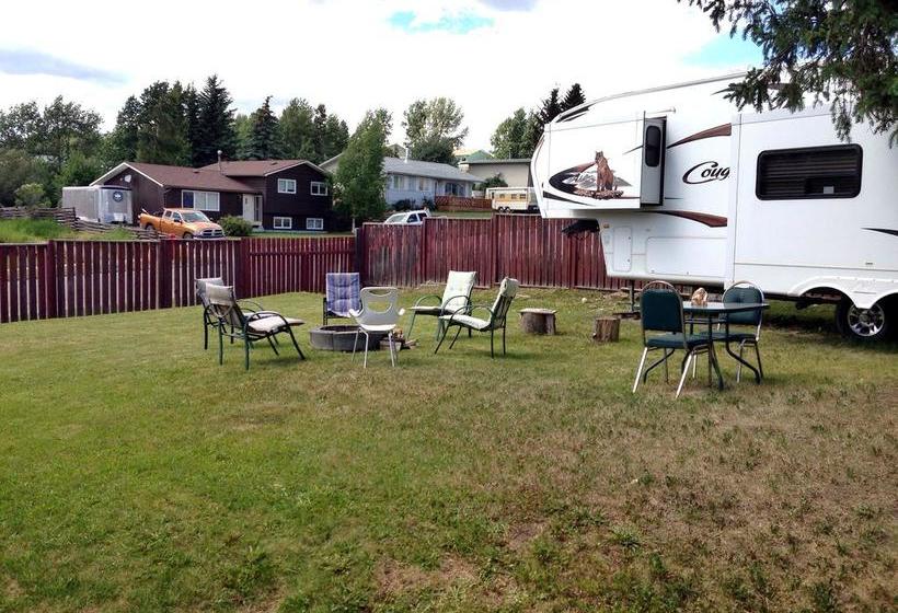 Hd View Bed And Breakfast | Grande Cache | Alberta | Canada 5