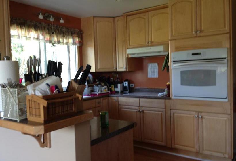 Hd View Bed And Breakfast | Grande Cache | Alberta | Canada 8