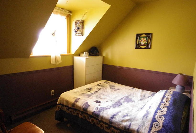 Bed and Breakfast Maison Trudel Gite | Herouxville | Quebec | Canada 12