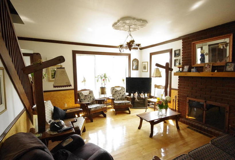 Bed and Breakfast Maison Trudel Gite | Herouxville | Quebec | Canada 3