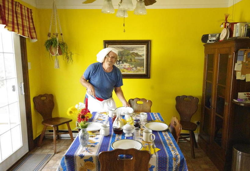 Bed and Breakfast Maison Trudel Gite | Herouxville | Quebec | Canada 6