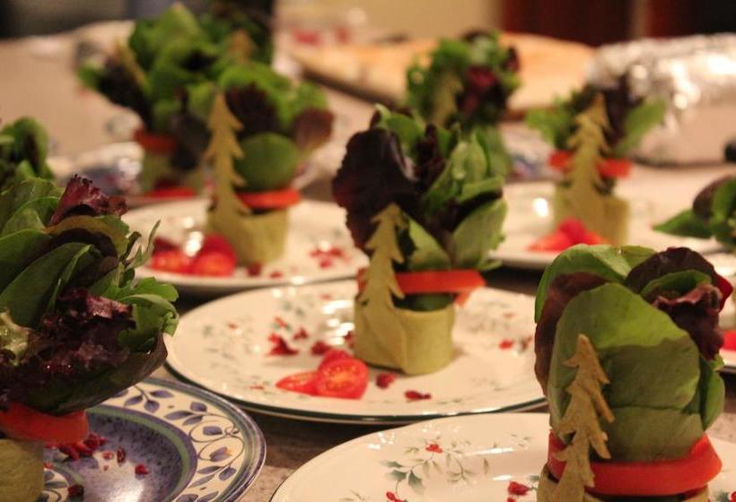 Warn House Bed And Breakfast | Summerside | Prince Edward Island | Canada 11