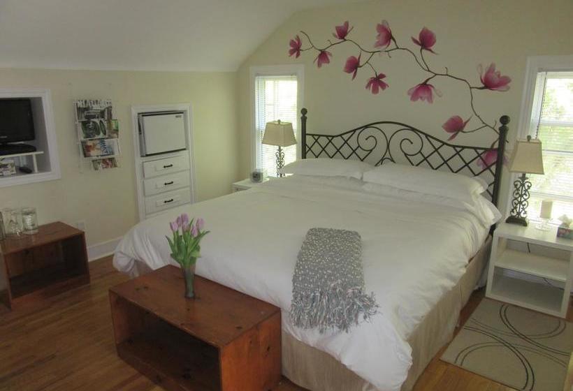 Carbonnel Bed And Breakfast | Niagara on the Lake | Ontario | Canada 14