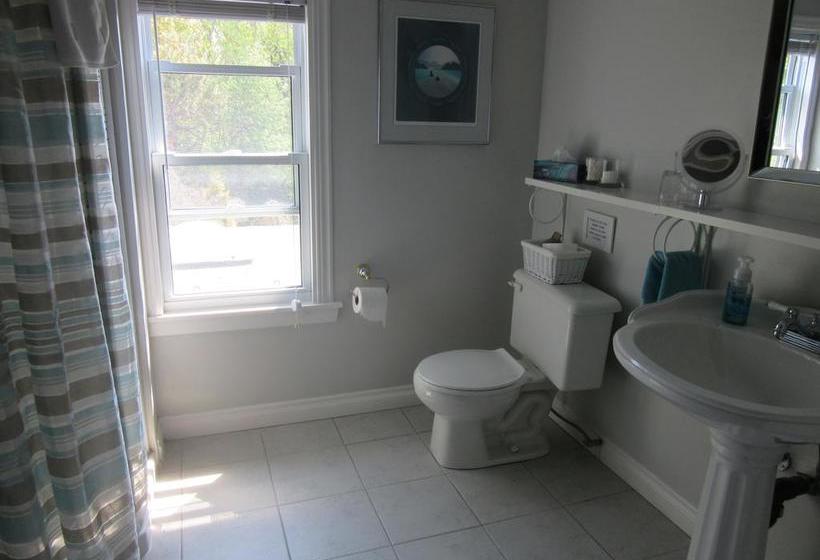 Carbonnel Bed And Breakfast | Niagara on the Lake | Ontario | Canada 15