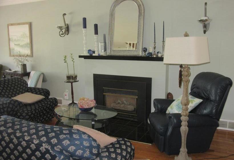 Carbonnel Bed And Breakfast | Niagara on the Lake | Ontario | Canada 18