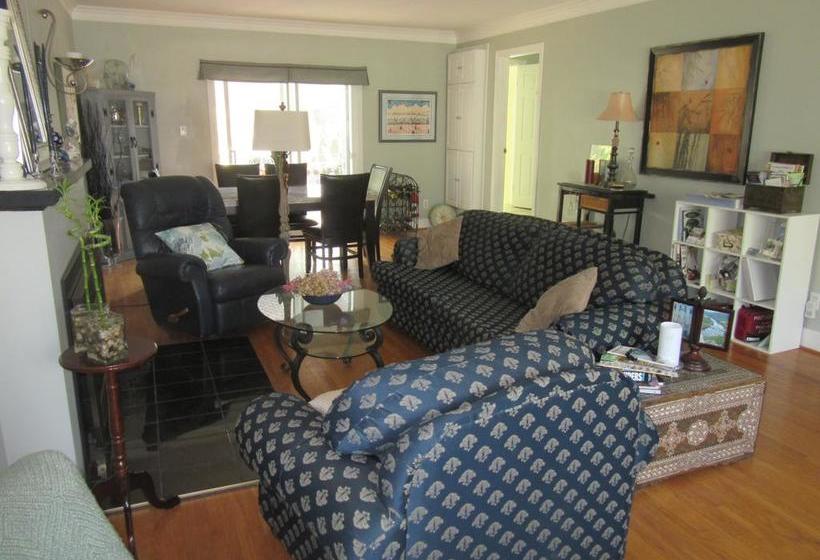 Carbonnel Bed And Breakfast | Niagara on the Lake | Ontario | Canada 19