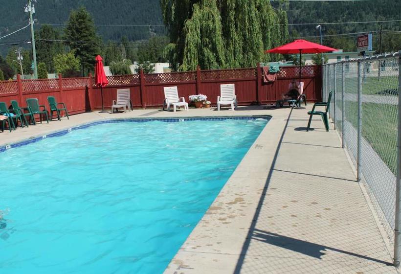 Paradise Motel | Sicamous | British Columbia | Canada 15