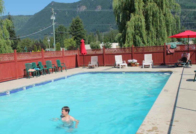 Paradise Motel | Sicamous | British Columbia | Canada 17