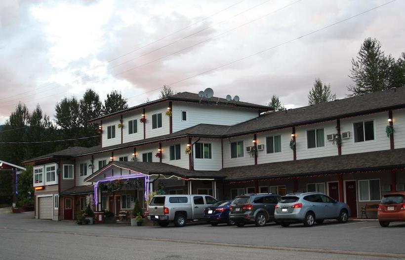 Motel Revelstoke Gateway Inn