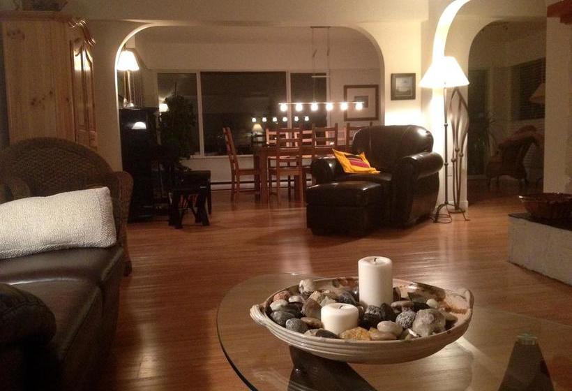 Hidden Harbour Vacation Rental And B&b | Campbell River | British Columbia | Canada 10