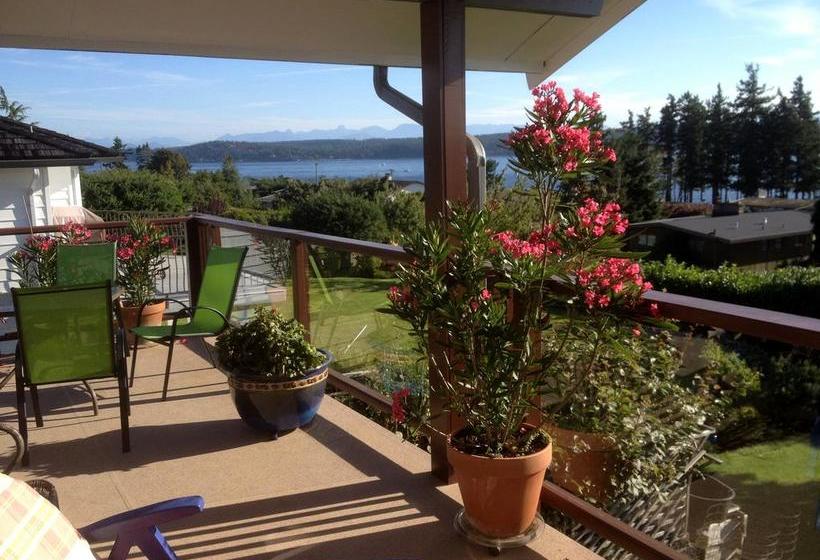 Hidden Harbour Vacation Rental And B&b | Campbell River | British Columbia | Canada 2