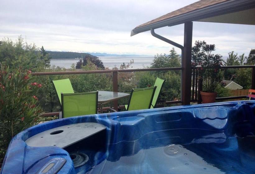 Hidden Harbour Vacation Rental And B&b | Campbell River | British Columbia | Canada 3