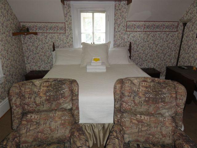 Bed and Breakfast 1875 A Charters Inn | Midland | Ontario | Canada 10