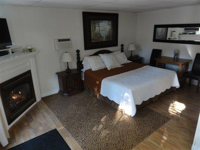 Bed and Breakfast 1875 A Charters Inn | Midland | Ontario | Canada 14