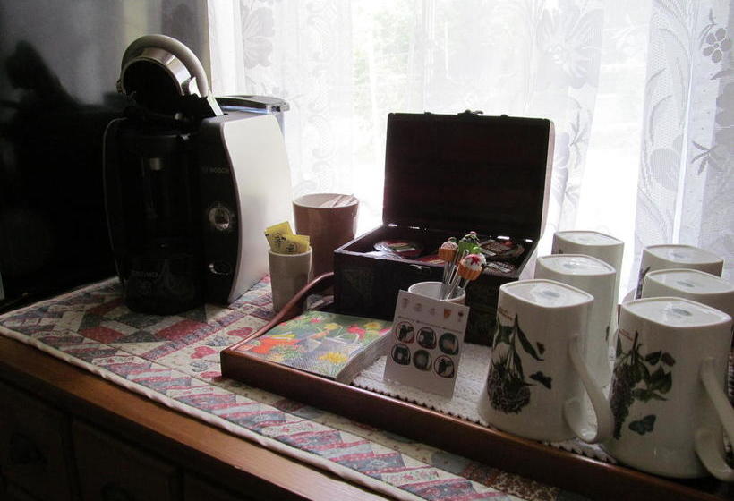 Bed and Breakfast The Victorian Inn | Midland | Ontario | Canada 15