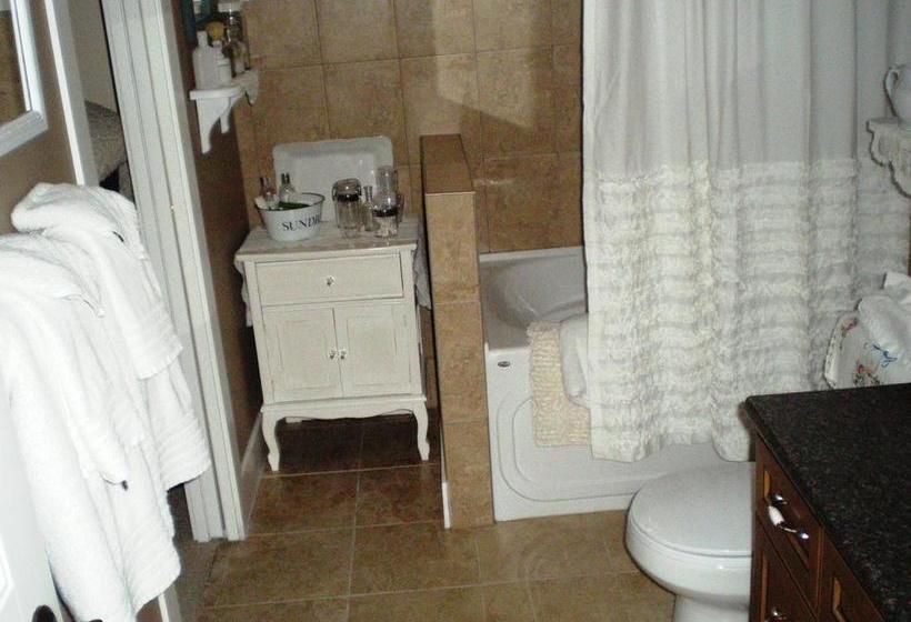 Bed and Breakfast Turtle Mountain Inn | Vernon | British Columbia | Canada 4