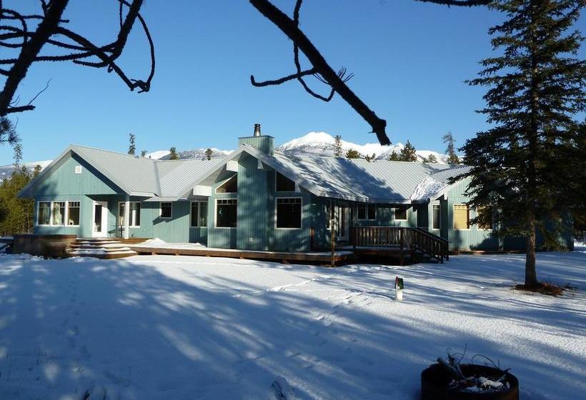 Kerstins Chalet Bed & Breakfast | Valemount | British Columbia | Canada 2