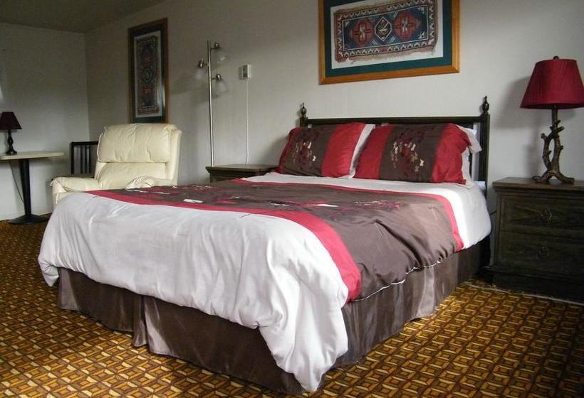 Nomad Motel | Clinton | British Columbia | Canada 15