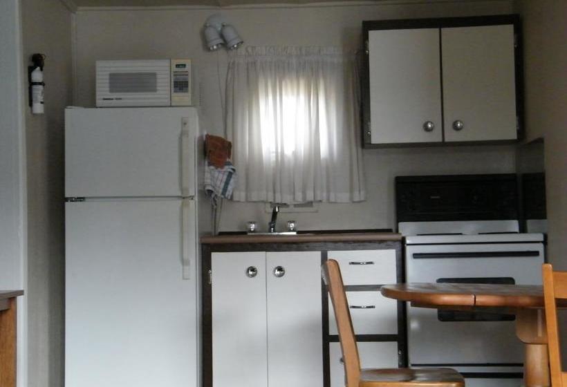 Nomad Motel | Clinton | British Columbia | Canada 16