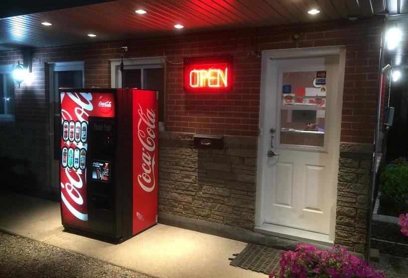 Trunk Road Motel | Sault Sainte Marie | Ontario | Canada 11