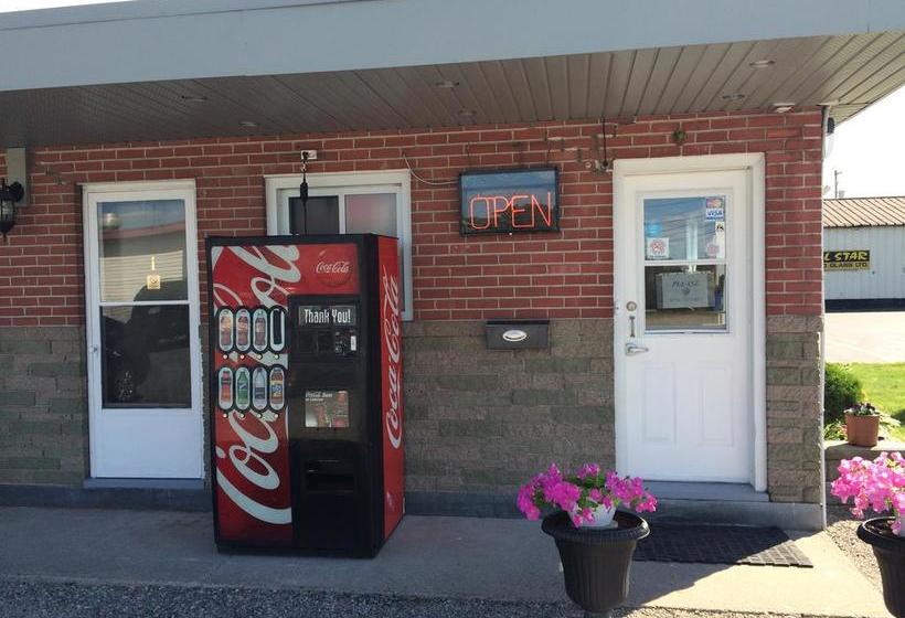 Trunk Road Motel | Sault Sainte Marie | Ontario | Canada 14