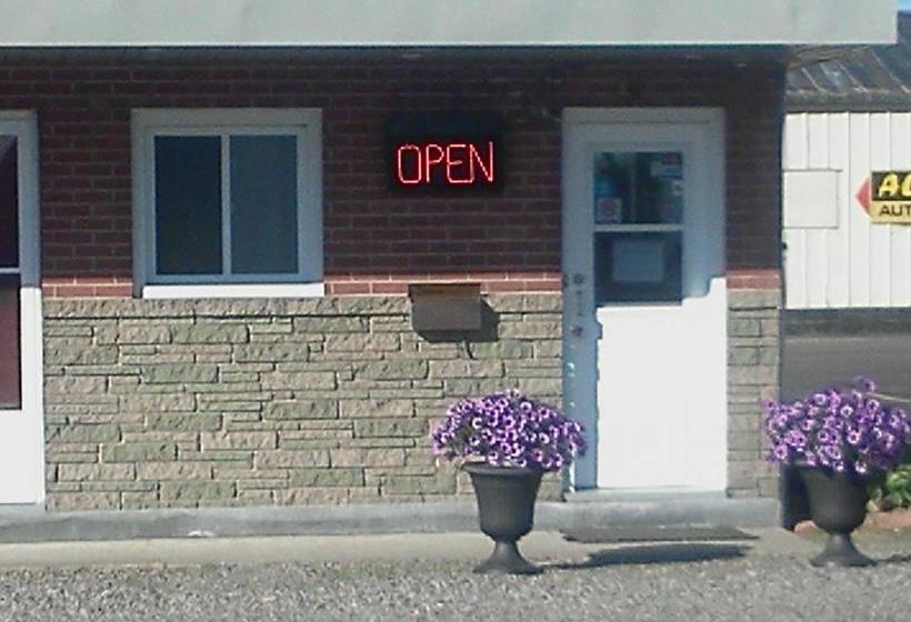 Trunk Road Motel | Sault Sainte Marie | Ontario | Canada 7