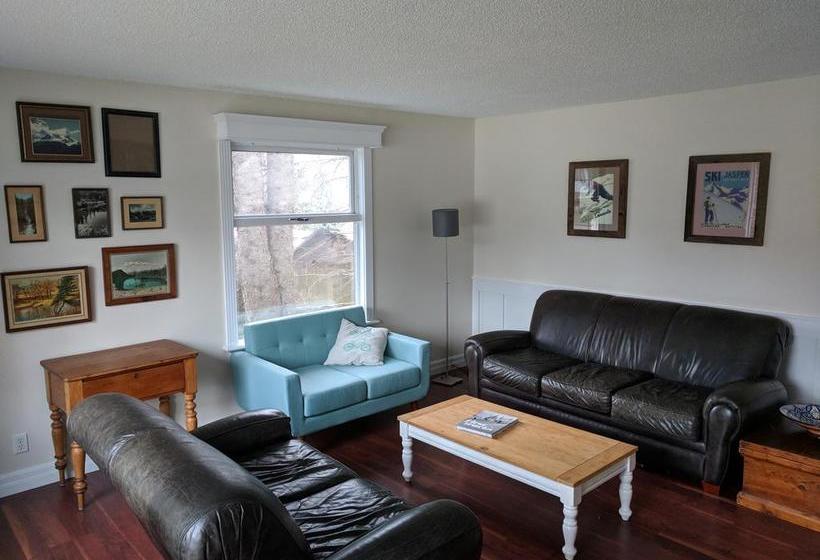 7 Acres Bed & Breakfast | Revelstoke | British Columbia | Canada 6