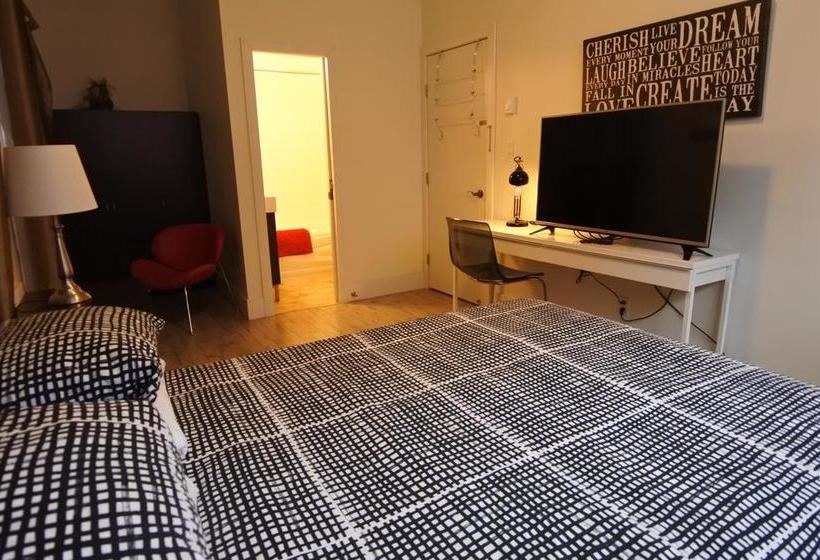 Hotel Black Rooster Guesthouse | Prince Rupert | British Columbia | Canada 19