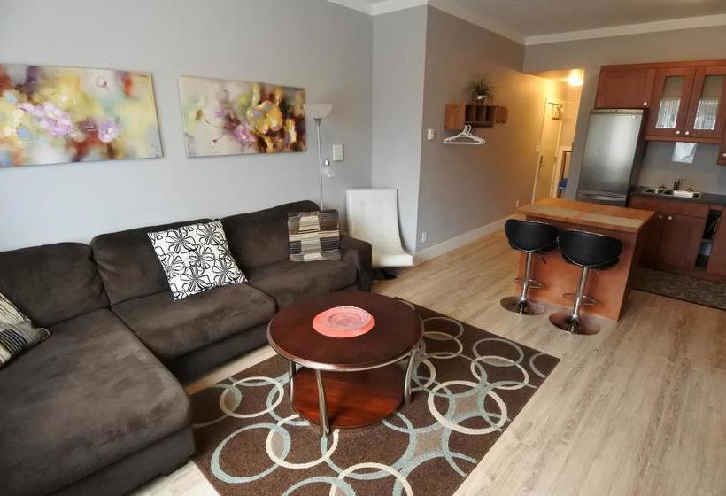 Hotel Black Rooster Guesthouse | Prince Rupert | British Columbia | Canada 20