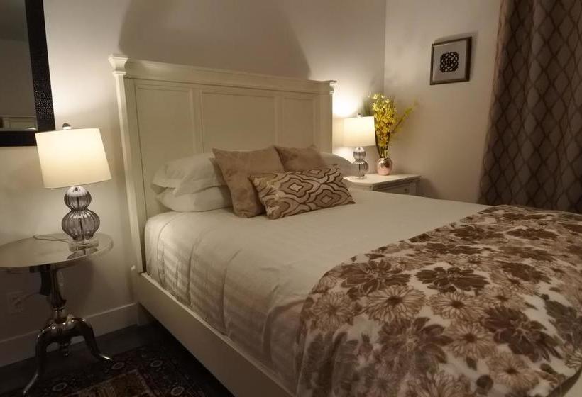 Hotel Black Rooster Guesthouse | Prince Rupert | British Columbia | Canada 5