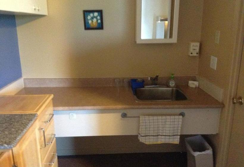 Motel Rayalco | Laurier Station | Quebec | Canada 12