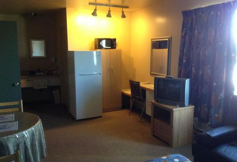 Motel Rayalco | Laurier Station | Quebec | Canada 14